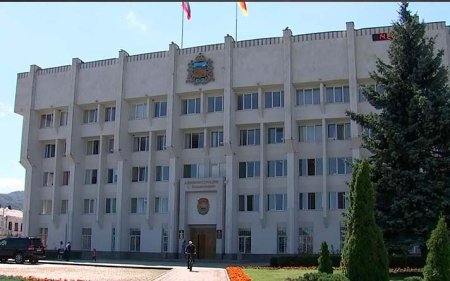 К СВЕДЕНИЮ ДЕПУТАТОВ СОБРАНИЯ ПРЕДСТАВИТЕЛЕЙ г.ВЛАДИКАВКАЗ VIII СОЗЫВА К СВЕДЕНИЮ ДЕПУТАТОВ СОБРАНИЯ ПРЕДСТАВИТЕЛЕЙ г.ВЛАДИКАВКАЗ VIII СОЗЫВА